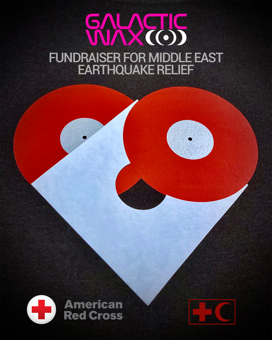 VINYL HEARTBEAT TEE